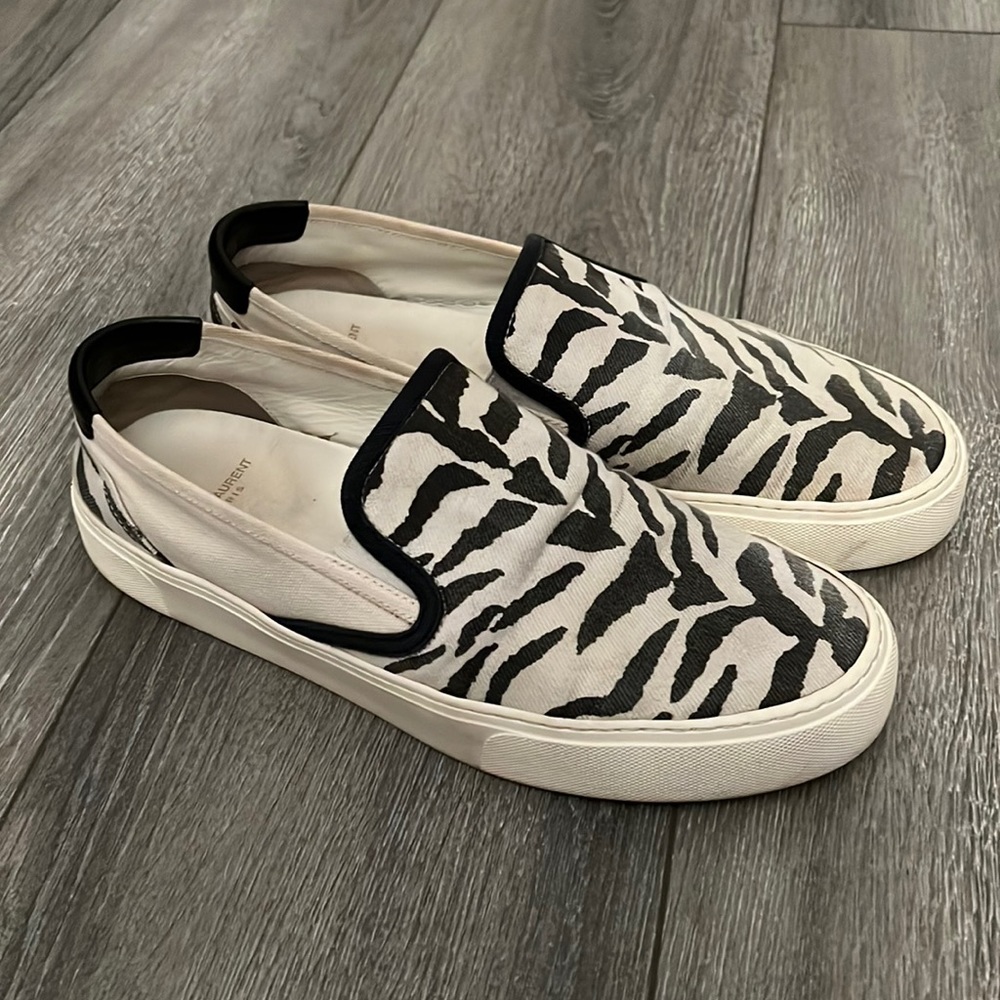Saint Laurent slip on shoes 43